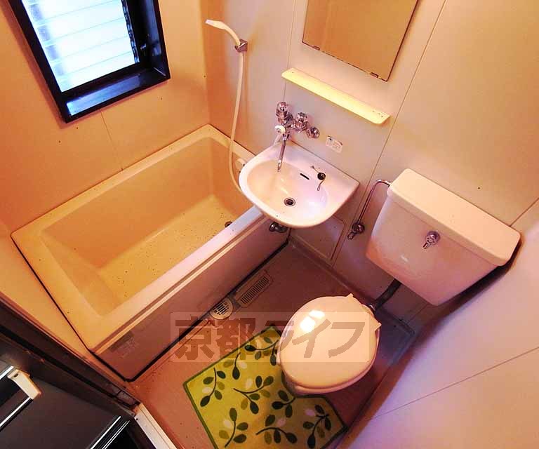 バス・シャワールーム　ユニットバスです！