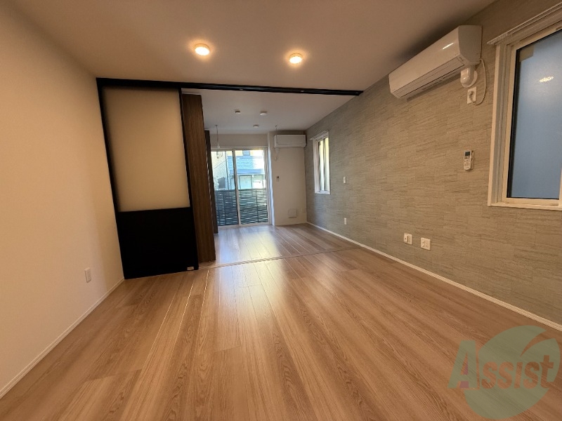 居室・リビング　１１．８帖のリビングルーム。オシャレですね。