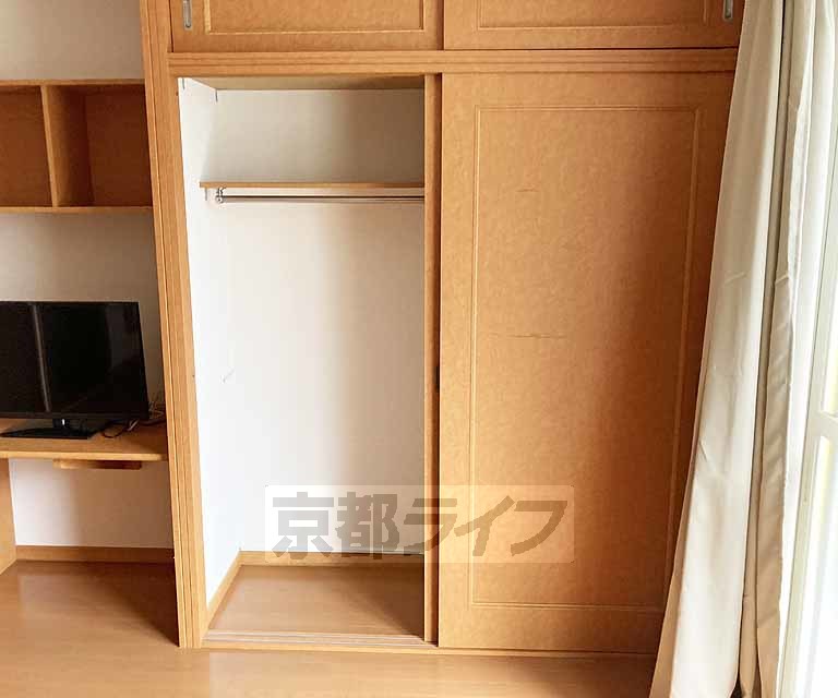 収納　お洋服掛けていただけます・