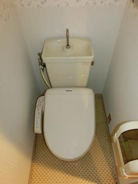 　トイレ　トイレ