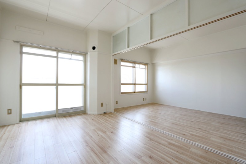 居室・リビング　明るいリビング♪