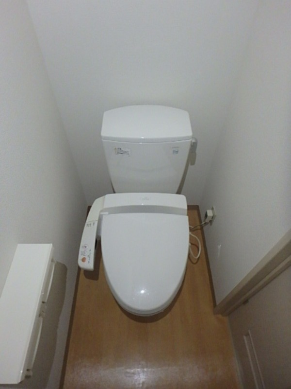 トイレ　図面と現状に相違がある場合には現状を優先