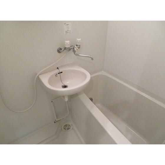 バス・シャワールーム　他号室　同施工参考写真