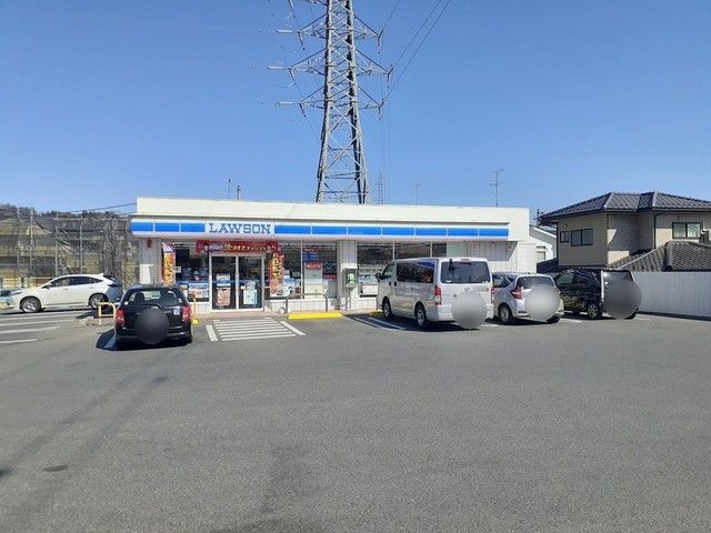 コンビニ　ローソン相馬粟津店（コンビニ）まで94m