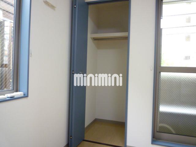 収納　使い勝手のよいクローゼットタイプ