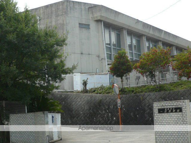 中学校　泉南市立中学校一丘中学校（中学校）まで1202m