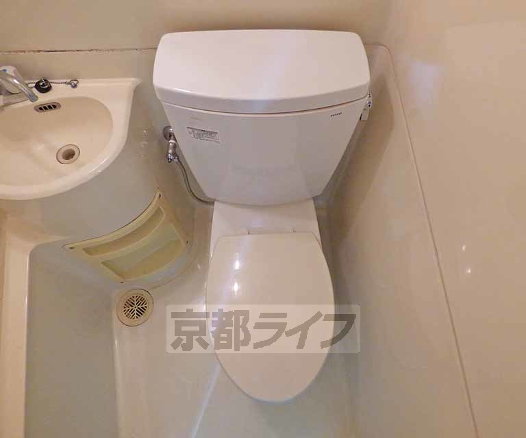 トイレ　ユニットバすです。