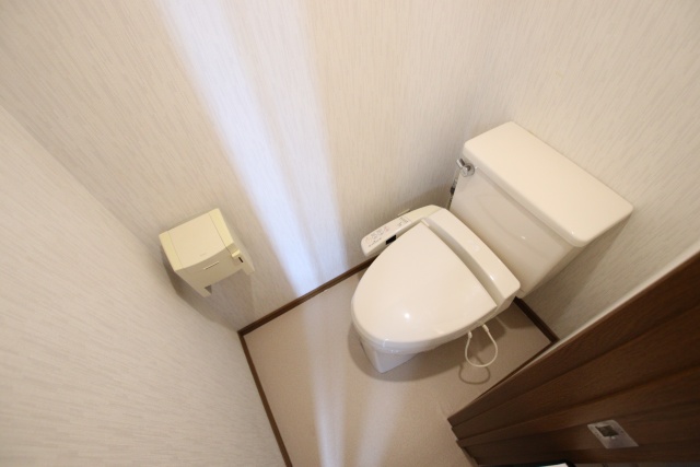 トイレ　別室の参考写真です。※現況優先