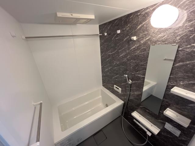 バス・シャワールーム　ユニットバス（イメージ）