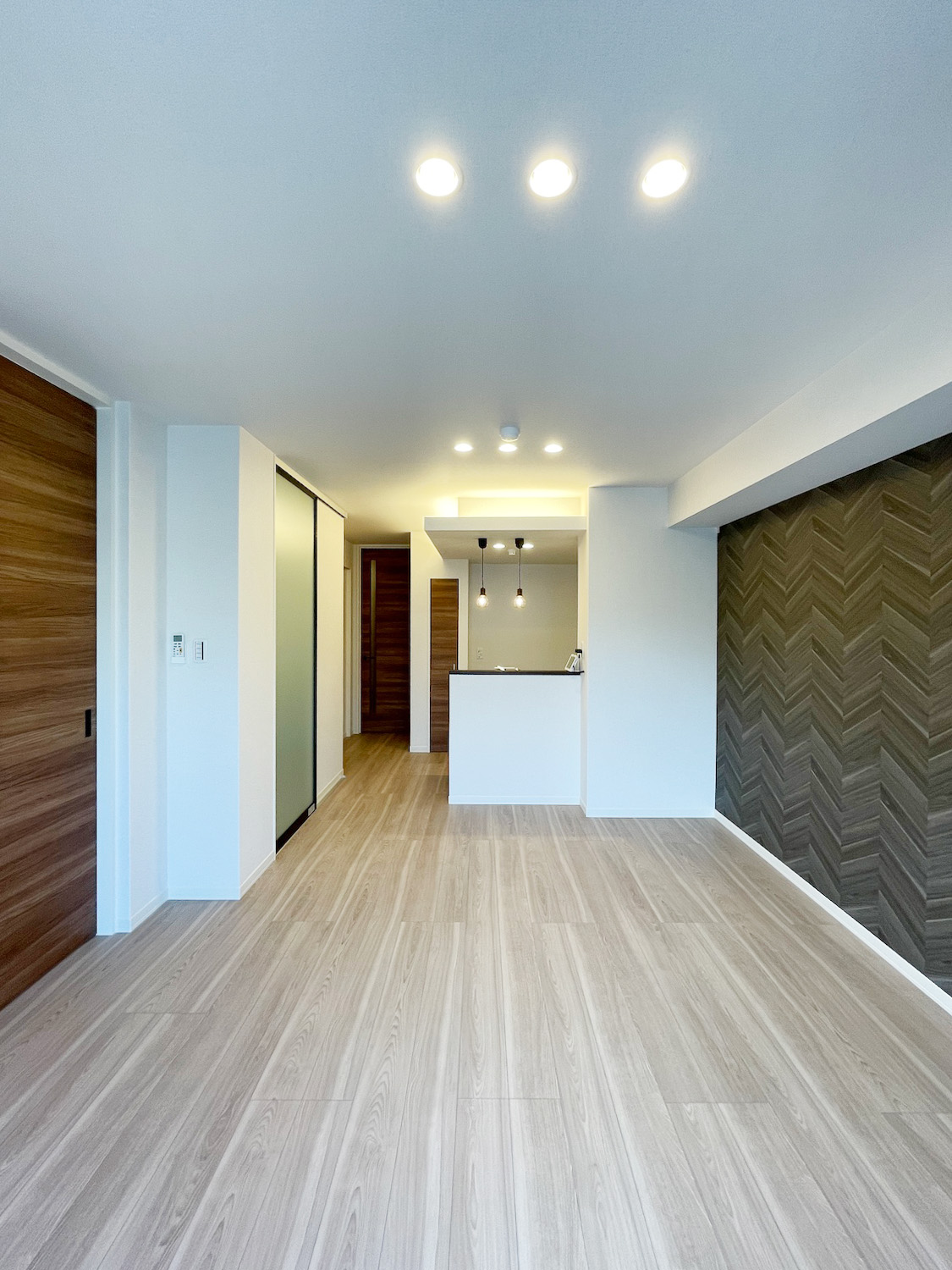 居室・リビング　各居室エアコン付きです