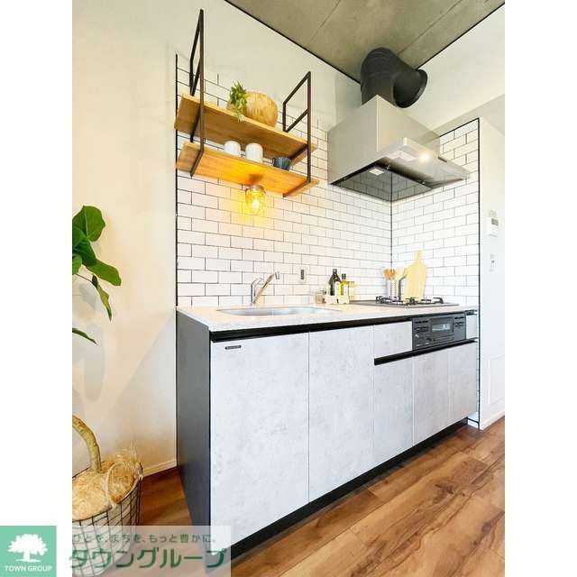 キッチン　【家具/調度品に関しては配置例を示したものであり、実際の賃…