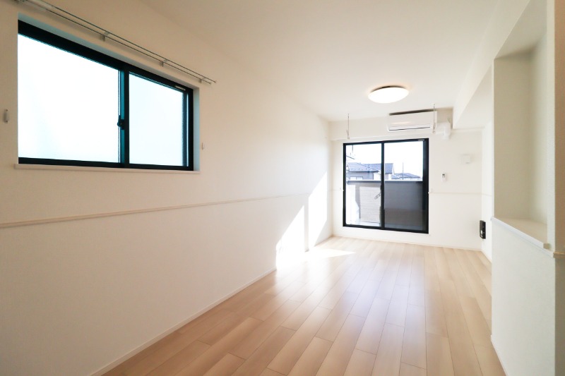 居室・リビング　図面と現状に相違がある場合には現状を優先