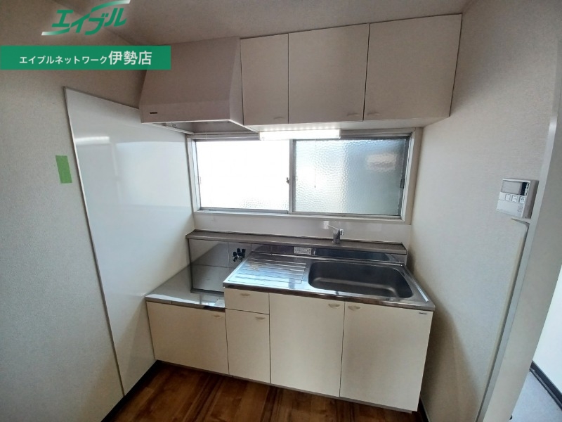 キッチン　別部屋写真です