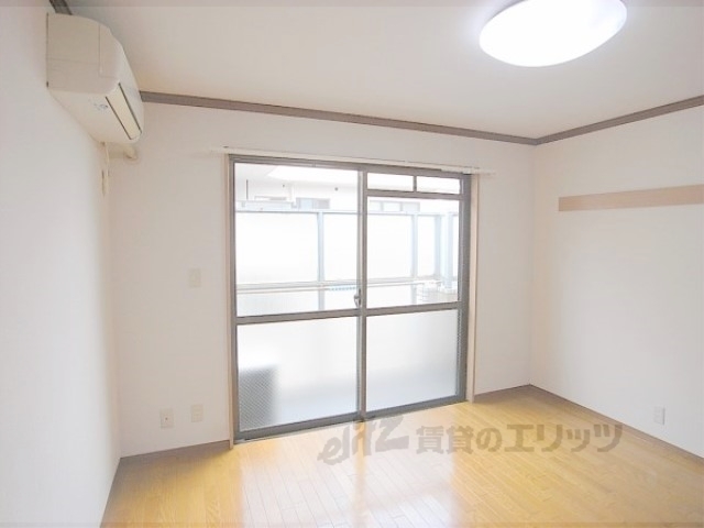 居室・リビング　居室