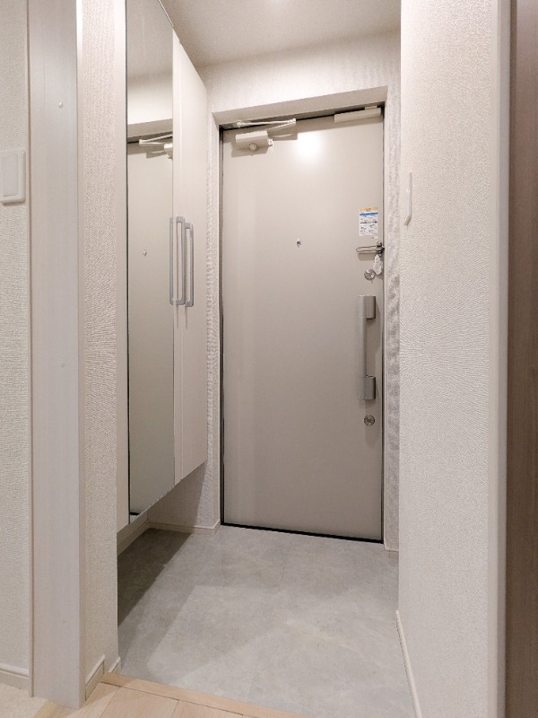 玄関　図面と現状に相違がある場合には現状を優先