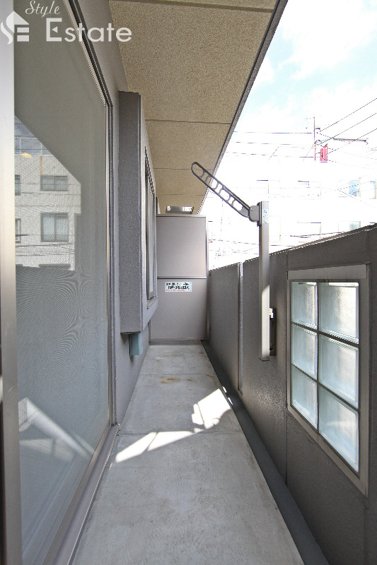 バルコニー　バルコニー