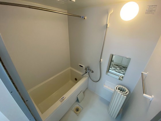 バス・シャワールーム　※別の部屋の写真です