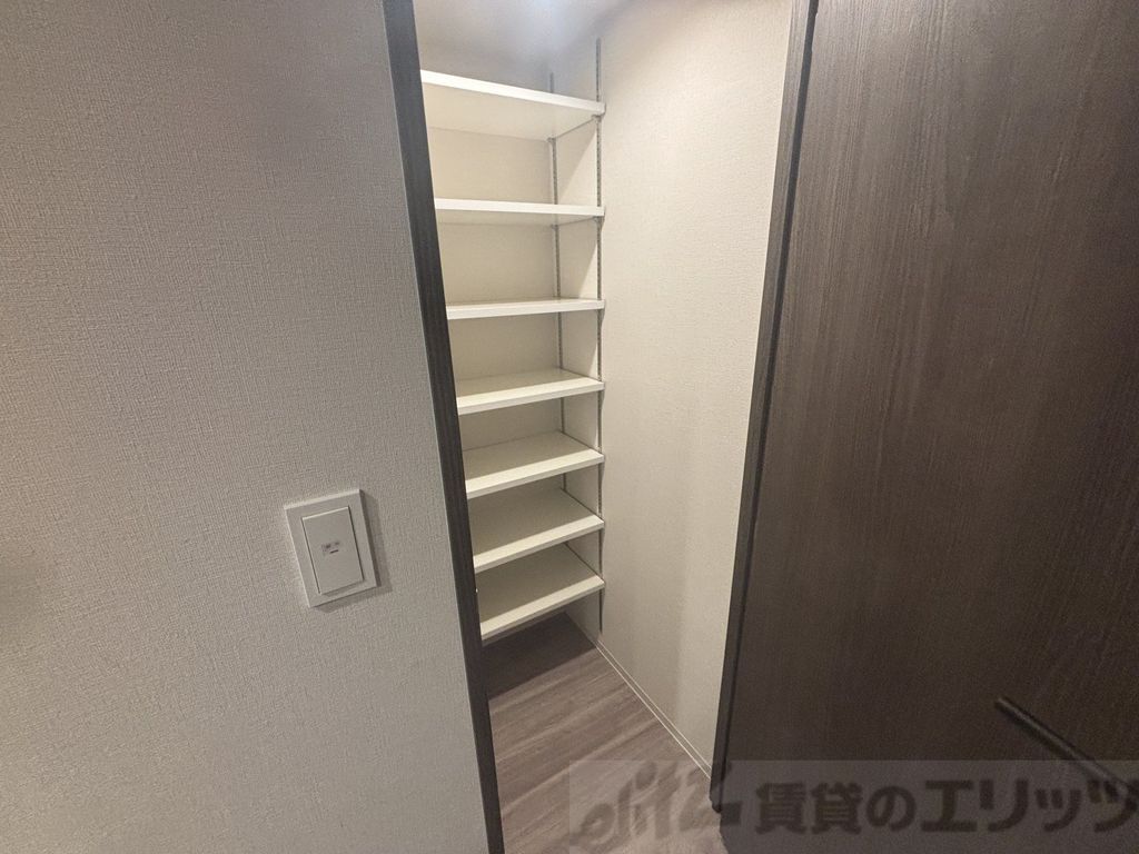 収納　靴箱