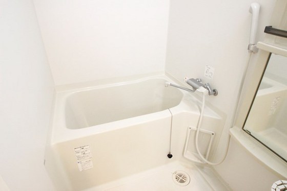 バス・シャワールーム　※別号室の写真です