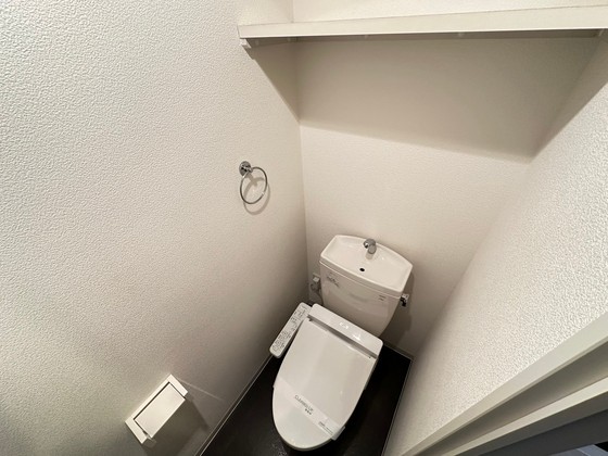 トイレ　※別部屋の写真です