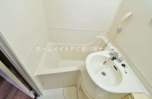 バス・シャワールーム　同型別部屋写真