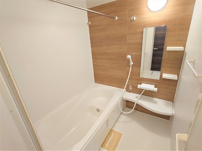 バス・シャワールーム　一坪風呂です。