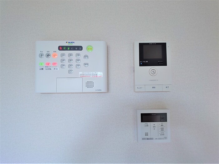 セキュリティ　来訪者の姿を確認できます。