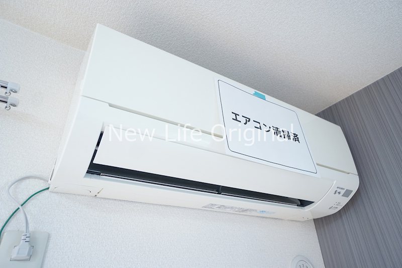 その他設備　快適な暮らしに欠かせないエアコン付☆