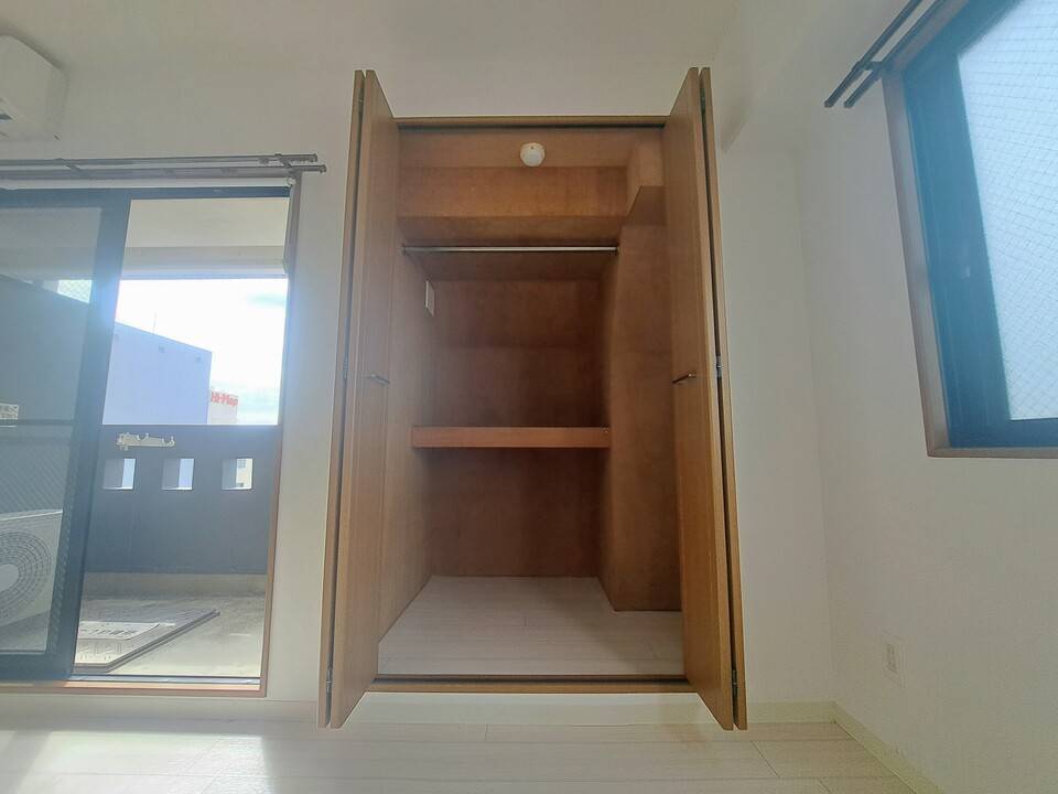 収納　クローゼット