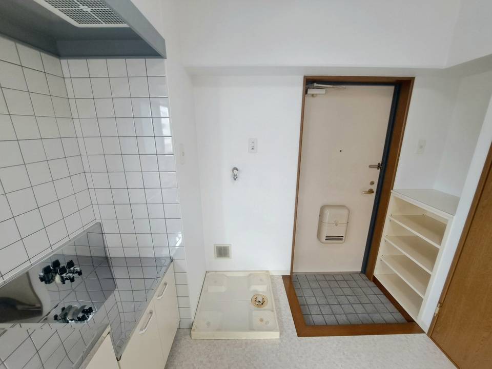 洗面設備　洗濯機置場