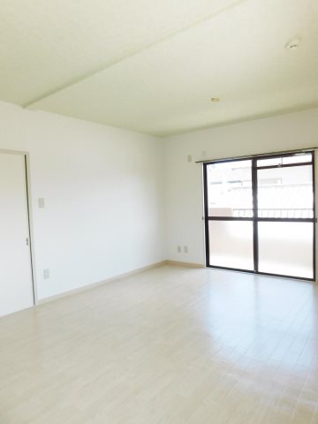 居室・リビング　※他部屋参照・現況優先