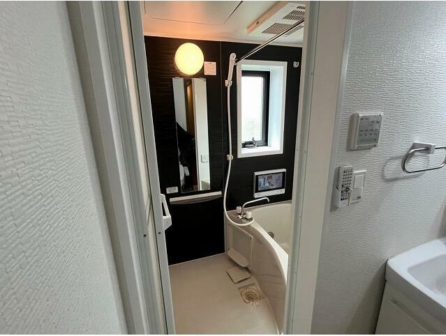 バス・シャワールーム　日々の疲れを癒すお風呂です♪