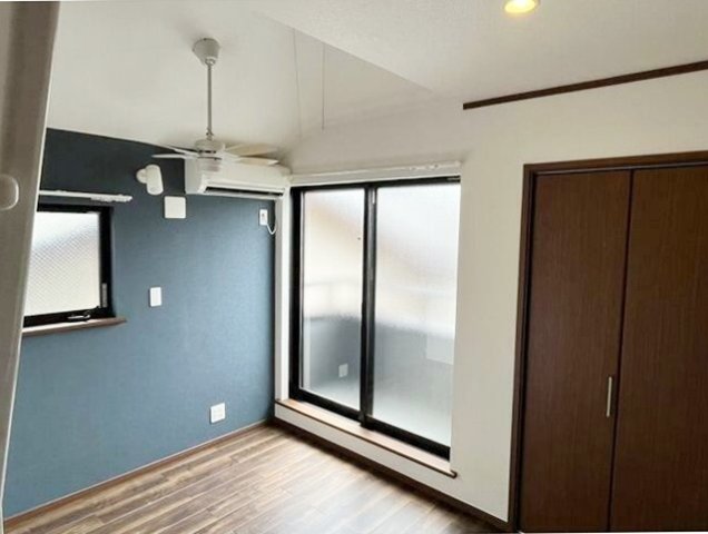 居室・リビング　使いやすい形の為、レイアウトを楽しめます♪