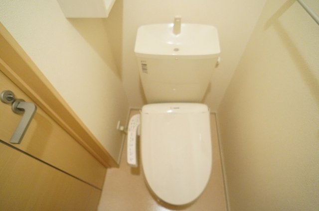 トイレ　ゆったりとした空間のトイレです