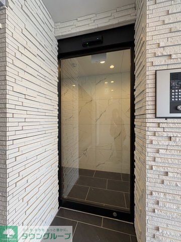 エントランス　エントランス