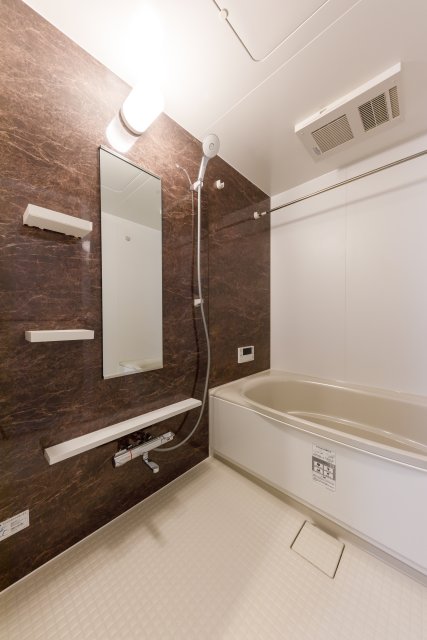 バス・シャワールーム　同系物件の内装写真となる為、現況有姿となります。
