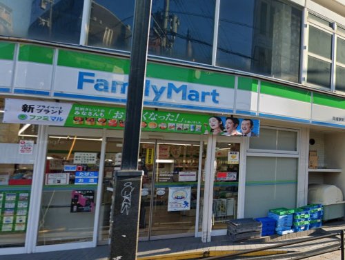 コンビニ　ファミリーマート 貝塚駅前店（コンビニ）まで417m