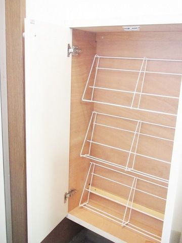 玄関　下駄箱も有ります☆