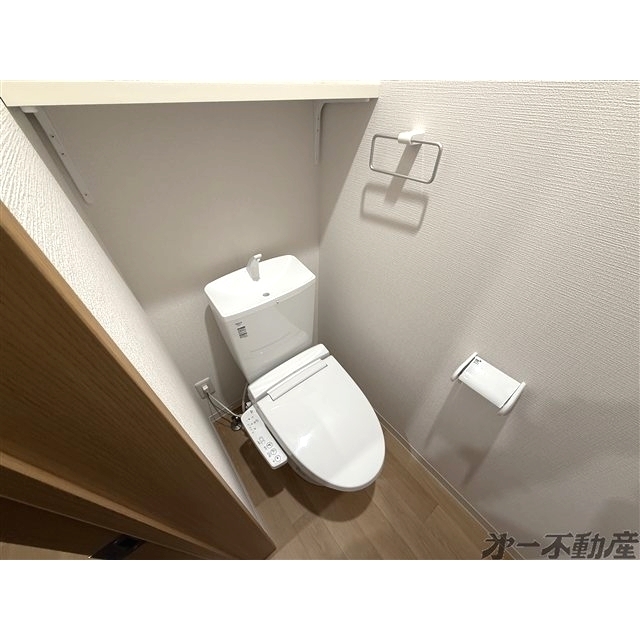 トイレ　トイレ