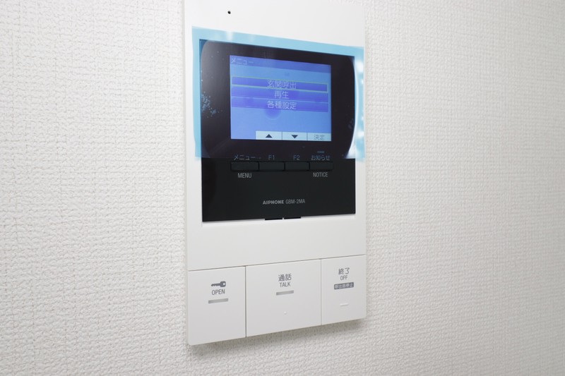 セキュリティ　モニター付きインターホン