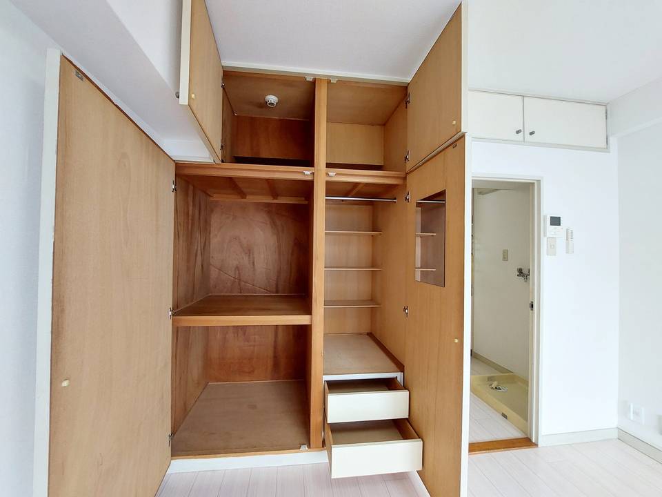 収納　クローゼット