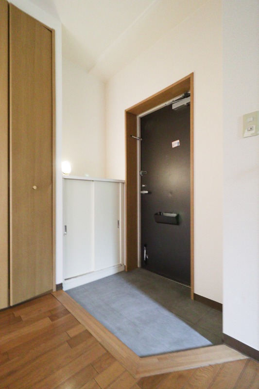 玄関　図面と現状に相違がある場合には現状を優先