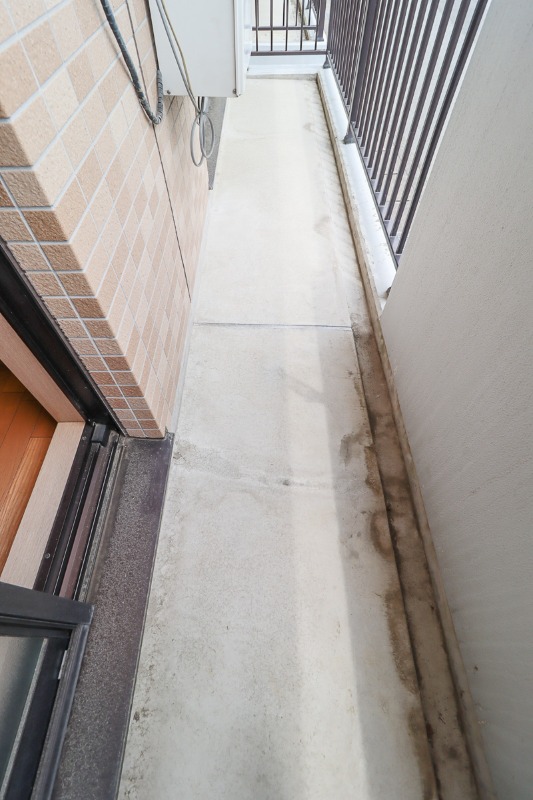 バルコニー　図面と現状に相違がある場合には現状を優先