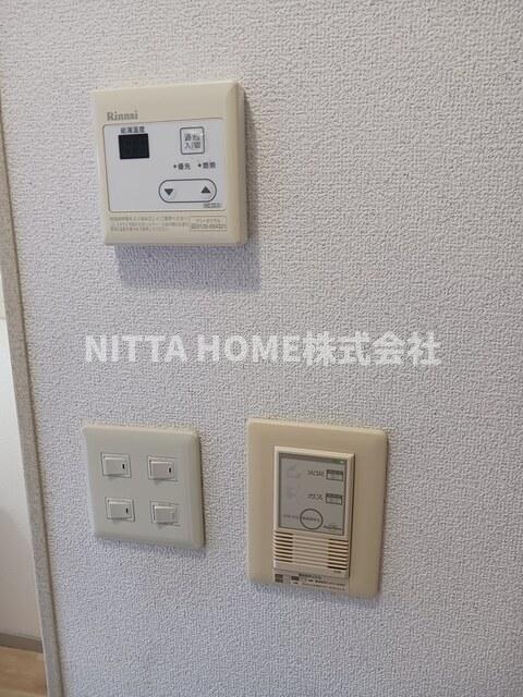 その他設備　給湯器のスイッチです＊