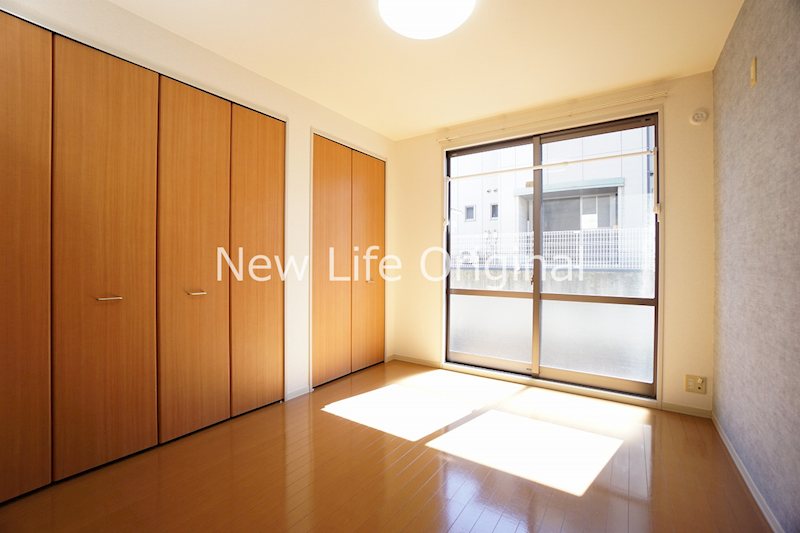 その他部屋・スペース　アクセントクロスが特徴の6帖のお部屋です。