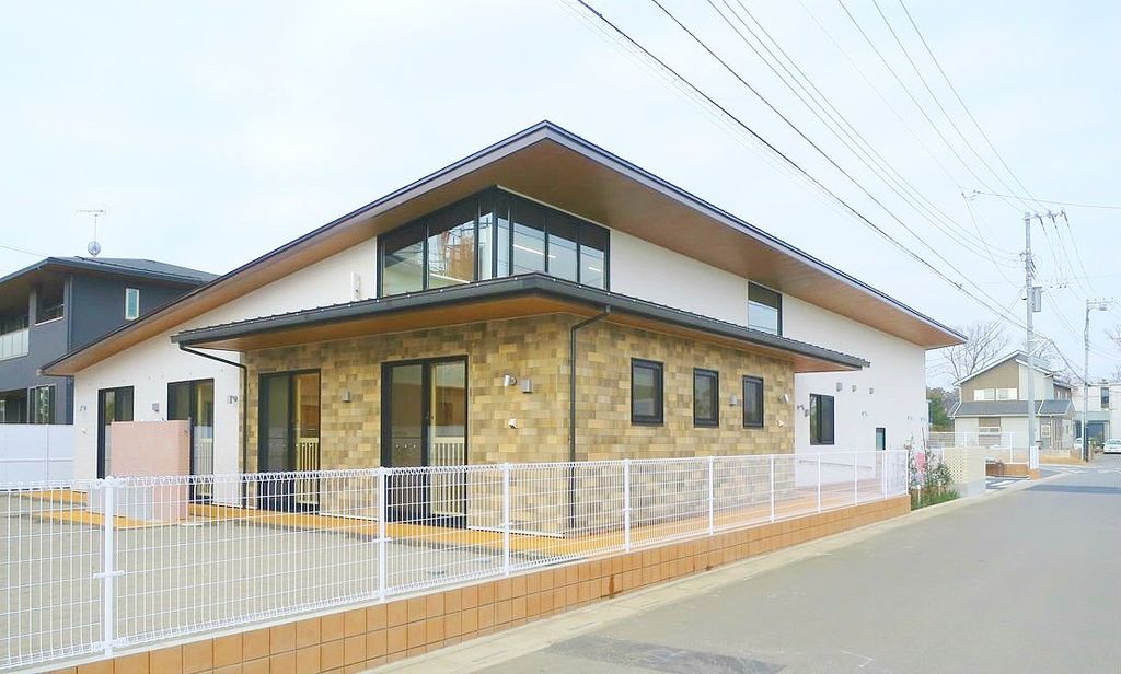 幼稚園・保育園　美園にじのこ保育園（幼稚園・保育園）まで350m