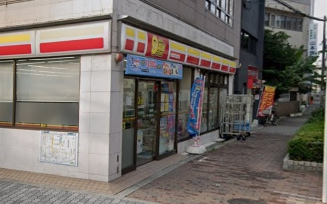 コンビニ　ニューヤマザキデイリーストア住吉大社駅前店（コンビニ）まで490m