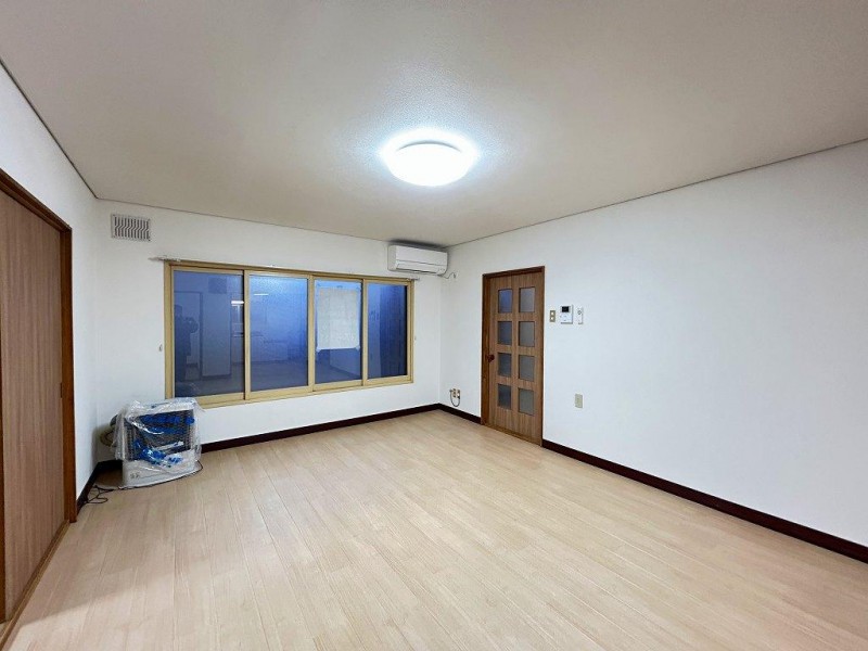 居室・リビング　リビング１