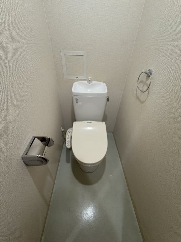 トイレ　清潔感のあるトイレです