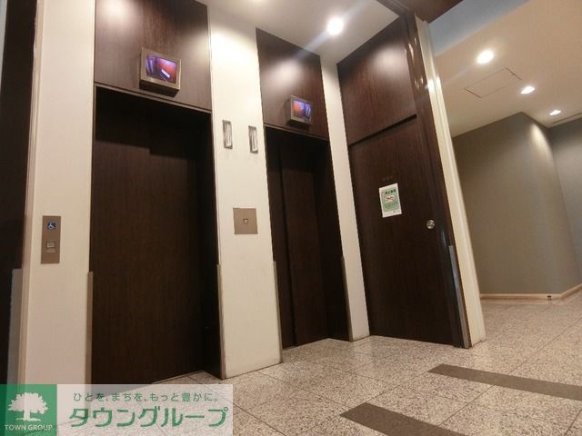 その他共有部分　エレベーター２基あり